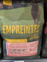 Croquettes saumon sans céréales pour chat adulte stérilisé